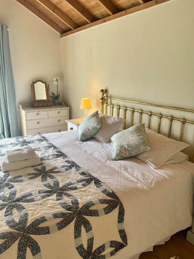 The Billiard Room - Cosy Country Retreat Abergavenny Buitenkant foto